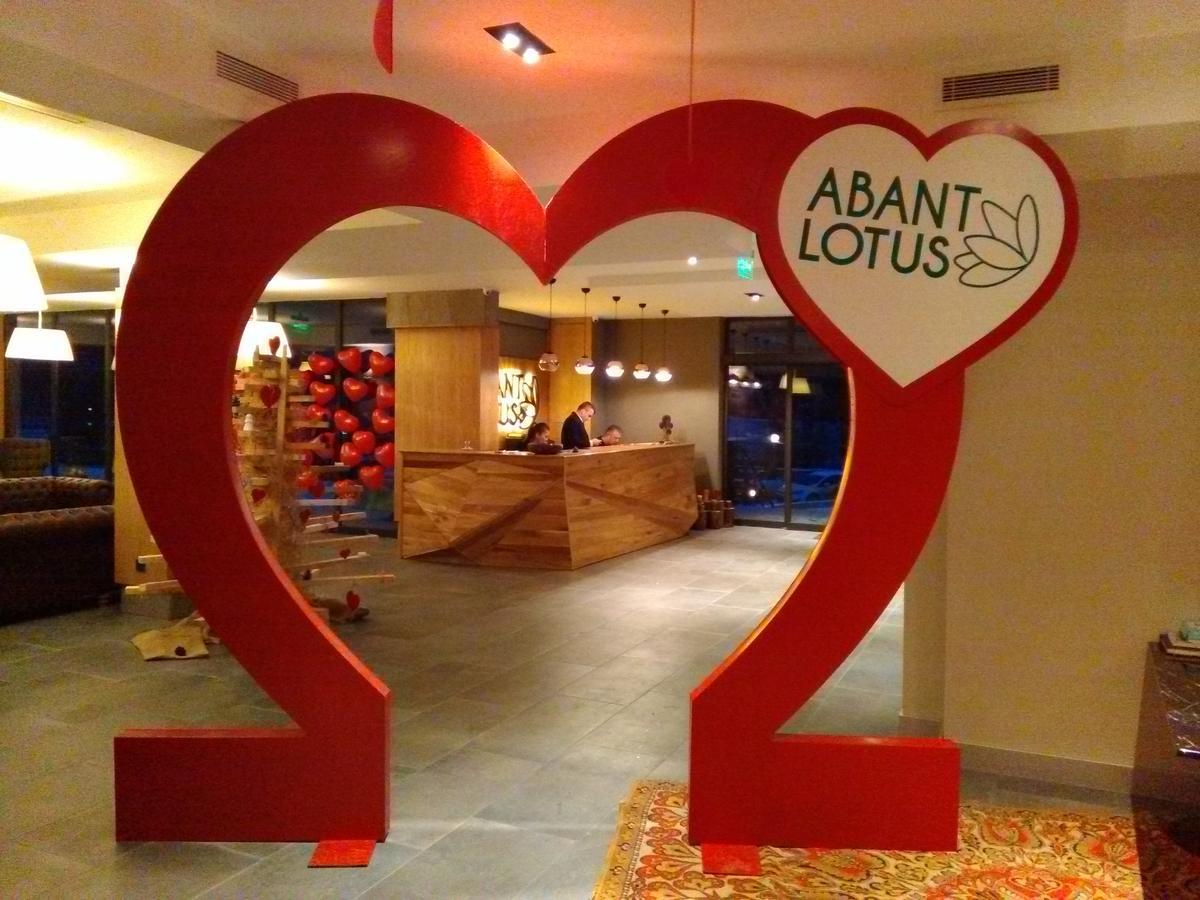 อะบันท์ โลตัส โอเทล Hotel โบลู ภายนอก รูปภาพ