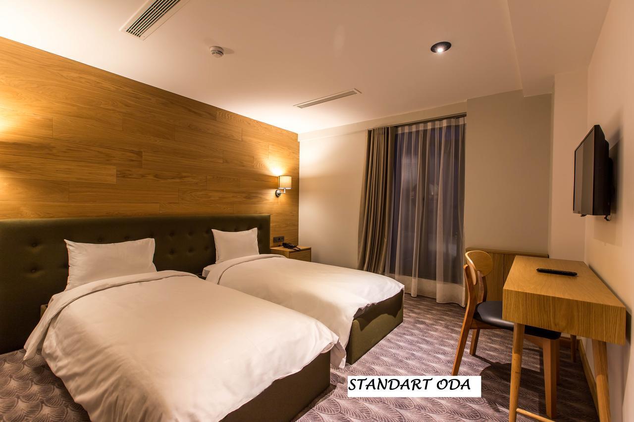 อะบันท์ โลตัส โอเทล Hotel โบลู ภายนอก รูปภาพ
